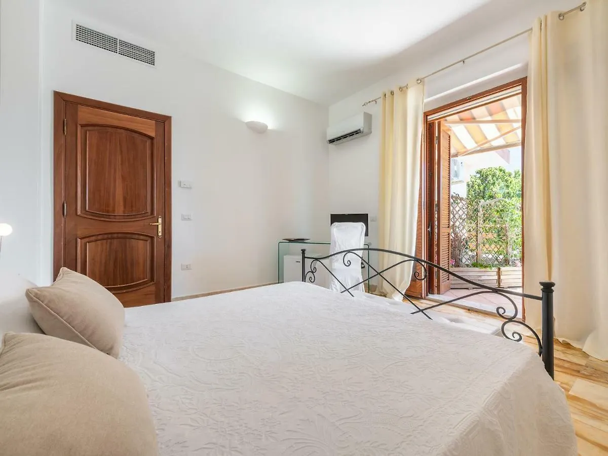Alojamento de Acomodação e Pequeno-almoço Villa Iole Carloforte